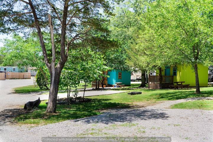 Glamping for 3 people in Tennessee