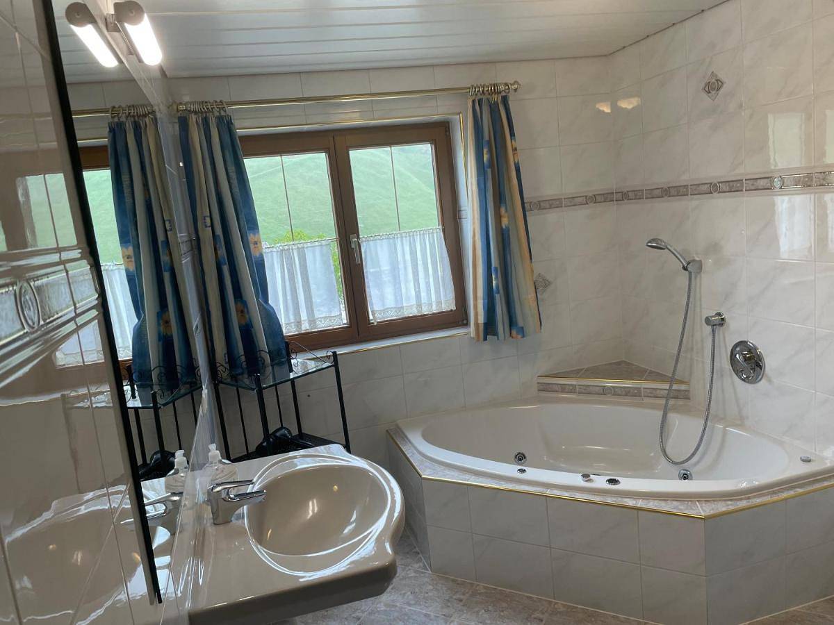 Geheel appartement, Studio in Bichlbach, Ammergauer Alpen (Oostenrijk)