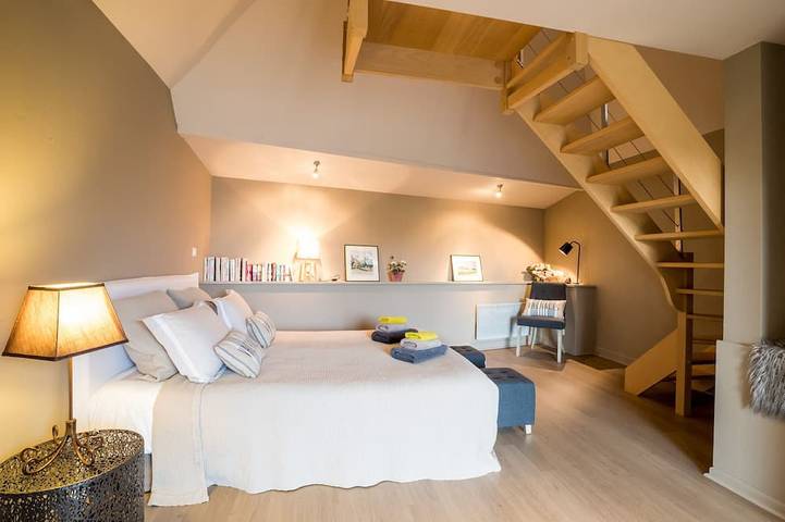Haus-Loft 200 m von der Innenstadt entfernt mit Garten und kostenlosen Parkplätzen in Beaune, Beaune und Umgebung