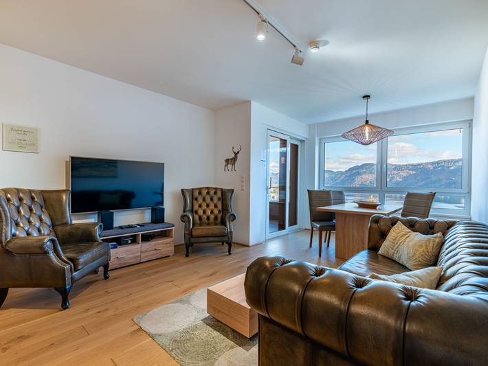 Ferienwohnung für 3 Personen, mit Balkon und Garten sowie Seeblick in Treffen am Ossiacher See - 2