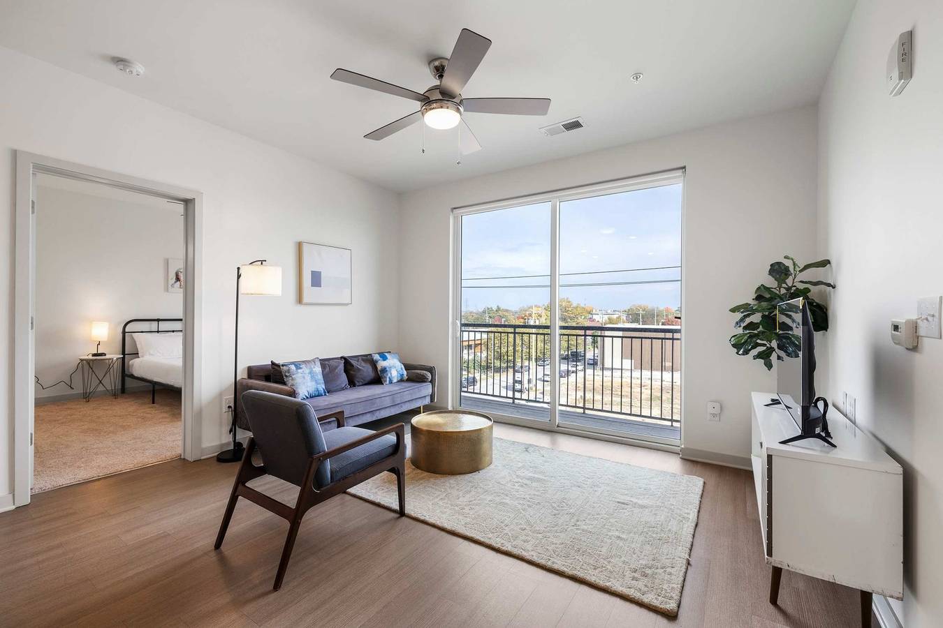 Geheel appartement, Modern Nulu 2Br Cozysuites in Louisville, Jefferson County (KY)