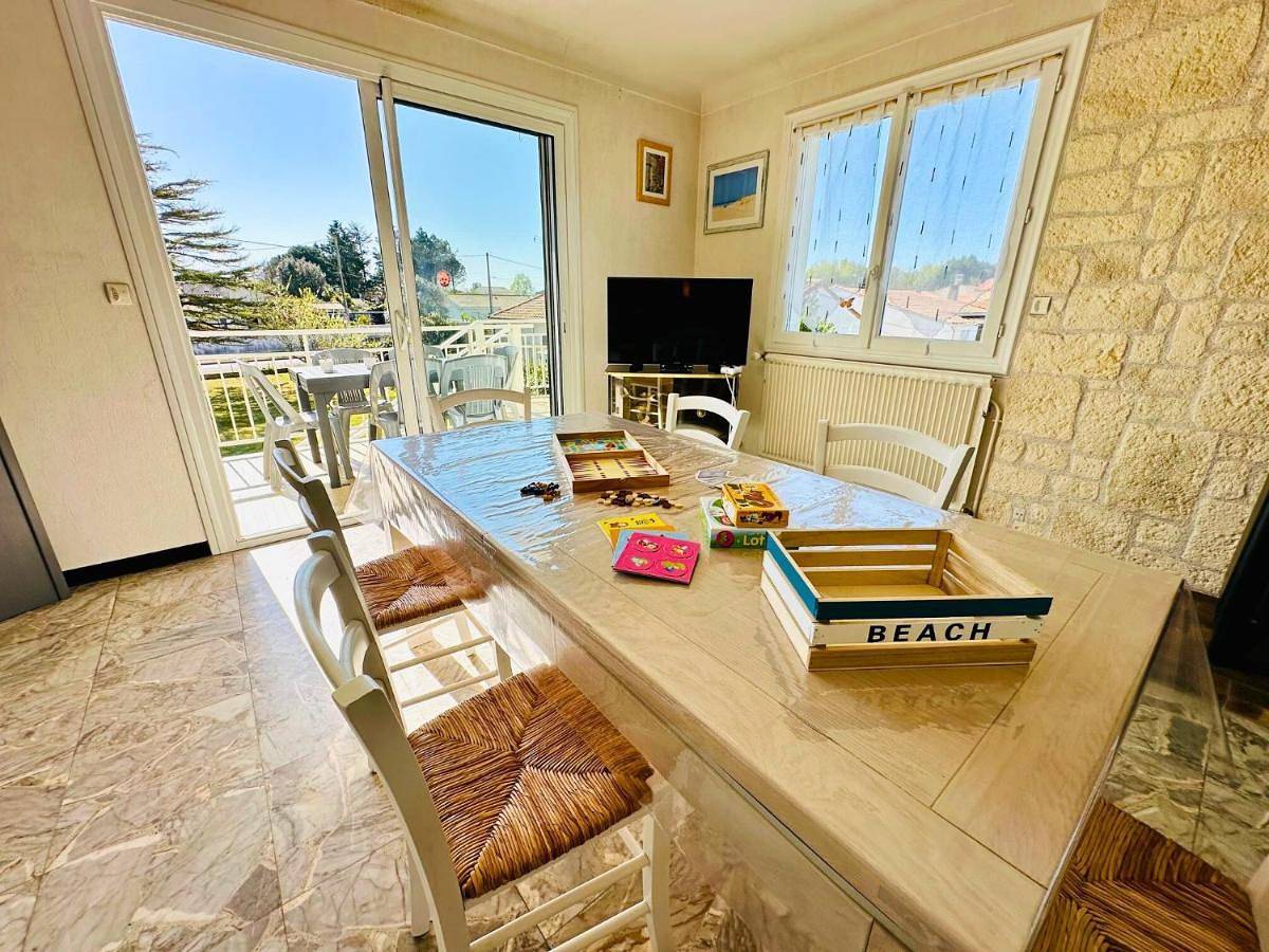 Appartement entier, Three-Bedroom Apartment with Balcony in Arvert, Côte de Beauté