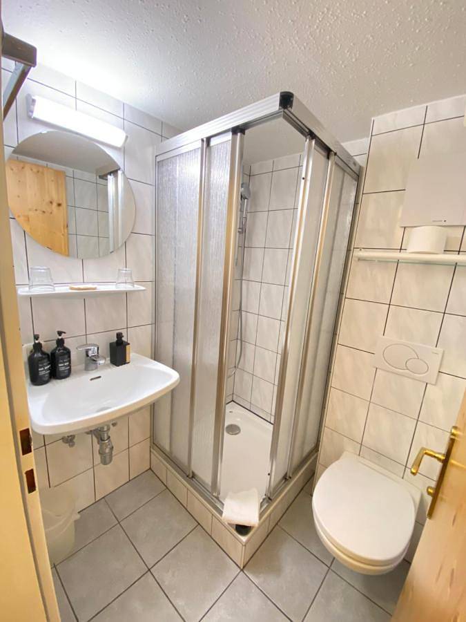 Maison d’hôte pour 3 personnes, avec vue ainsi que jardin et vue sur le lac, adapté aux familles à Hallstatt - 3