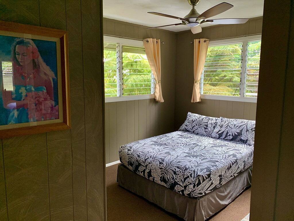 Zurück zum Leben erweckt, versteckt in einer der Hauptstraßen von Hilo. in Hilo, South Hilo