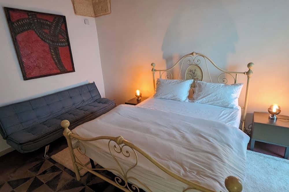 The Art of Leo in Tricase, Golfo de Tarento