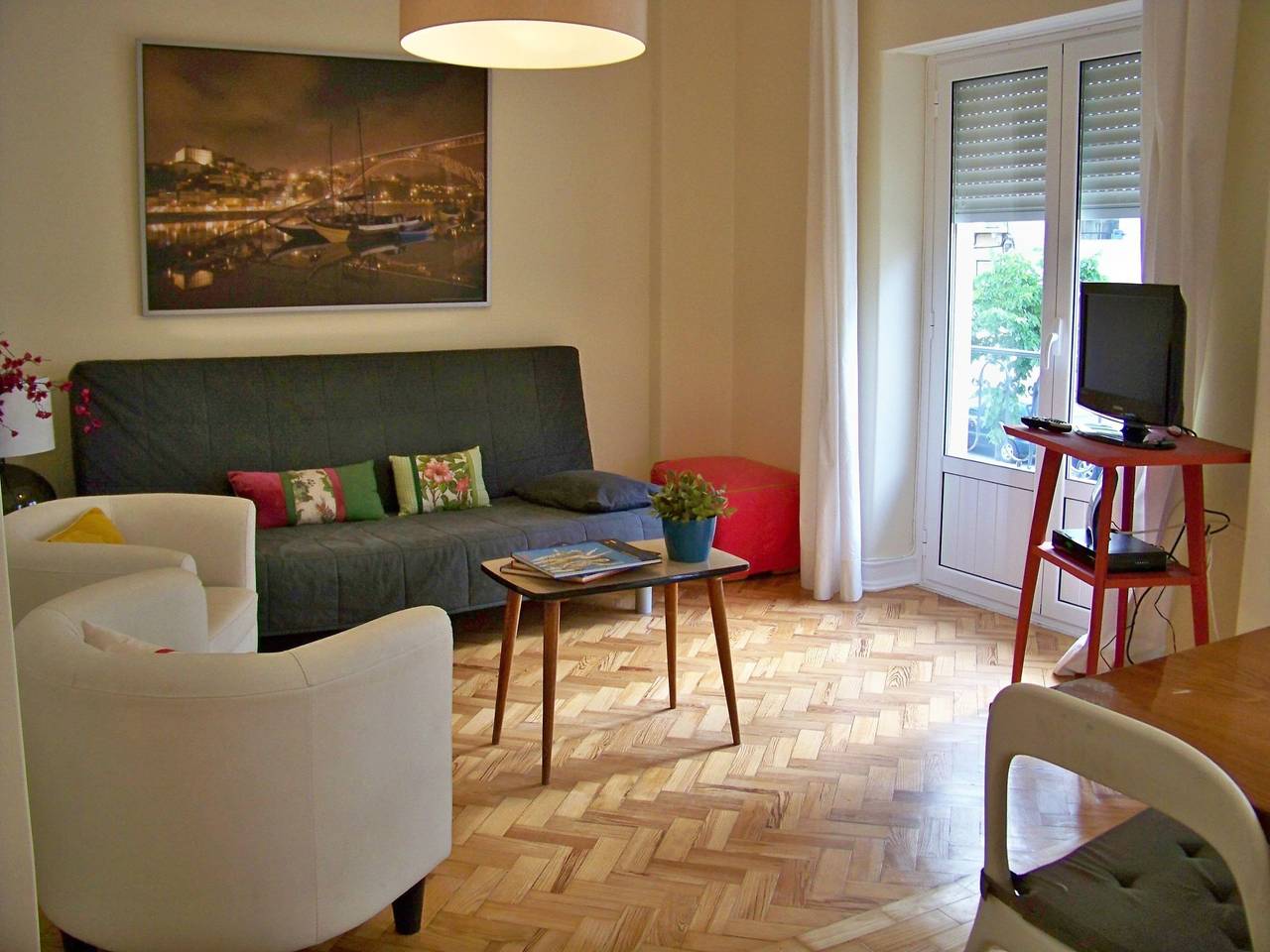 Holiday apartment in Lisbon from £250 per night