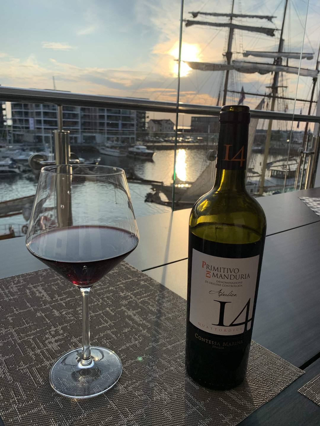 Ganze Ferienwohnung, Marinaview366 in Bremerhaven-Mitte, Bremerhaven