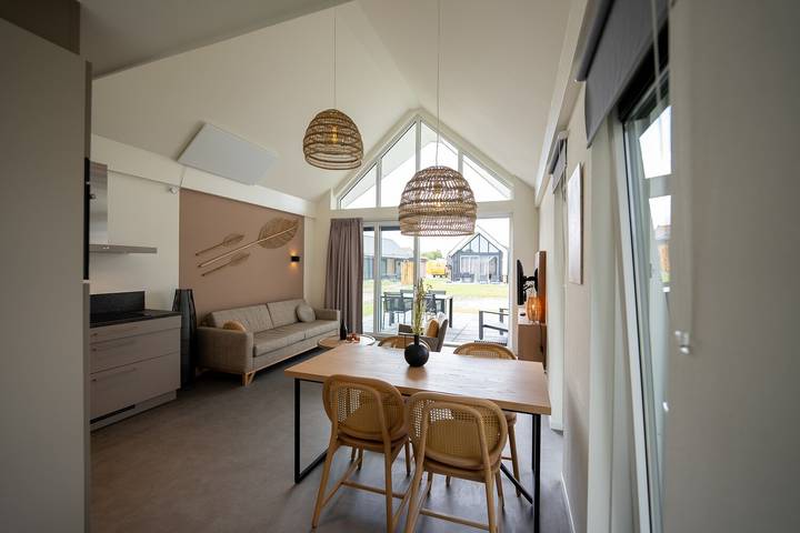 Ferienhaus für 4 Personen, mit Balkon/Terrasse und Terrasse sowie Garten und Pool in Breskens - 4