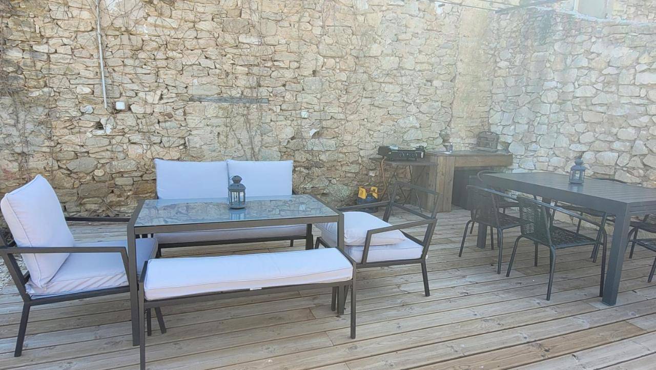 Three-Bedroom House in Bonnieux, Parc naturel régional du Luberon
