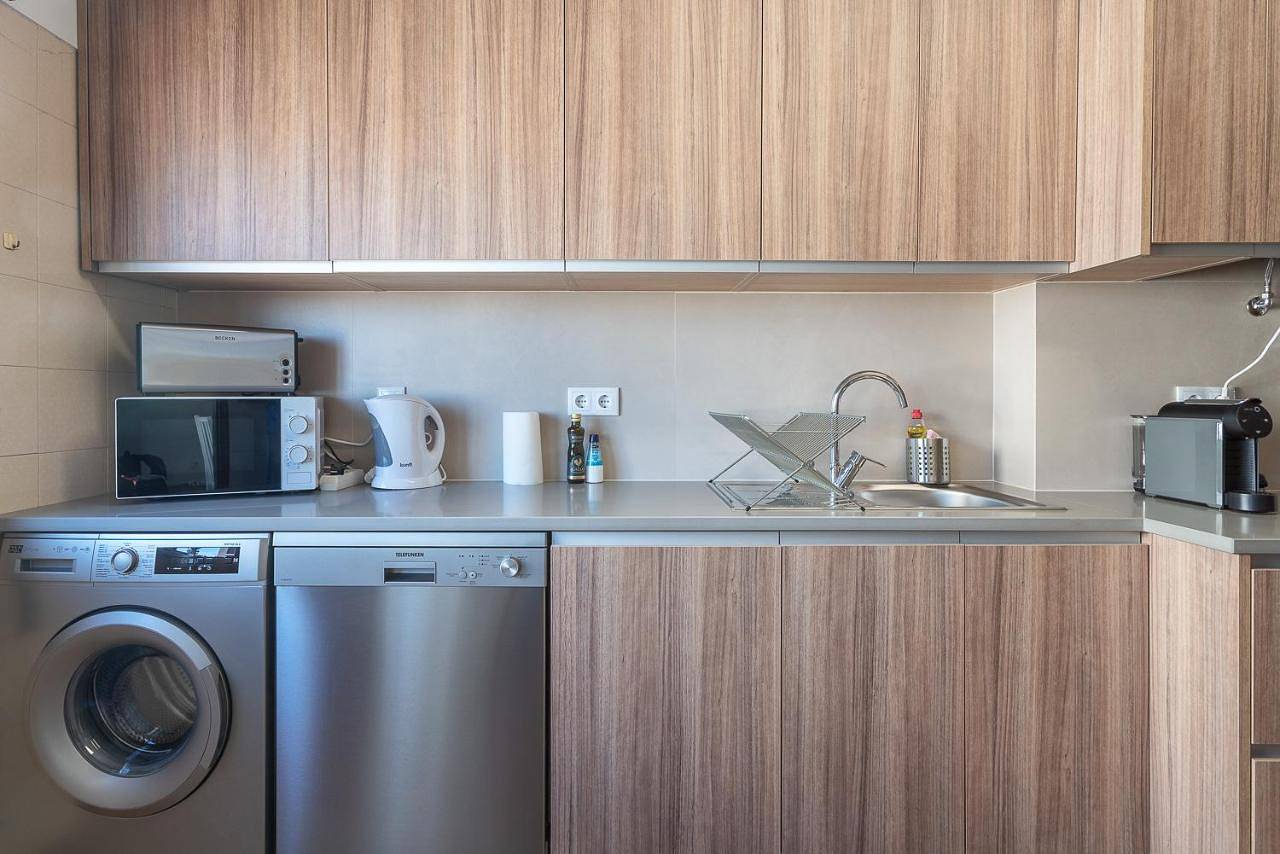 Apartamento inteiro, Hostwise - Spacious & Sunny Flat - Loulé in Loulé, Loulé (São Clemente)