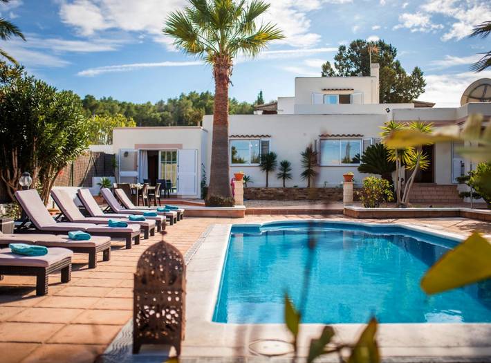 Casa de vacaciones para 9 personas, con Balcón además de Terraza y Jardín en Sant Antoni de Portmany