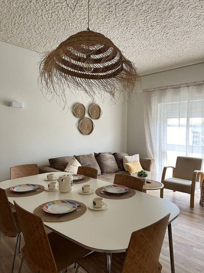 Location de vacances pour 6 personnes, avec jardin à Esposende