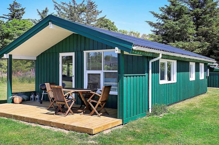 Feriehus for 5 personer, med terrasse i Lønstrup