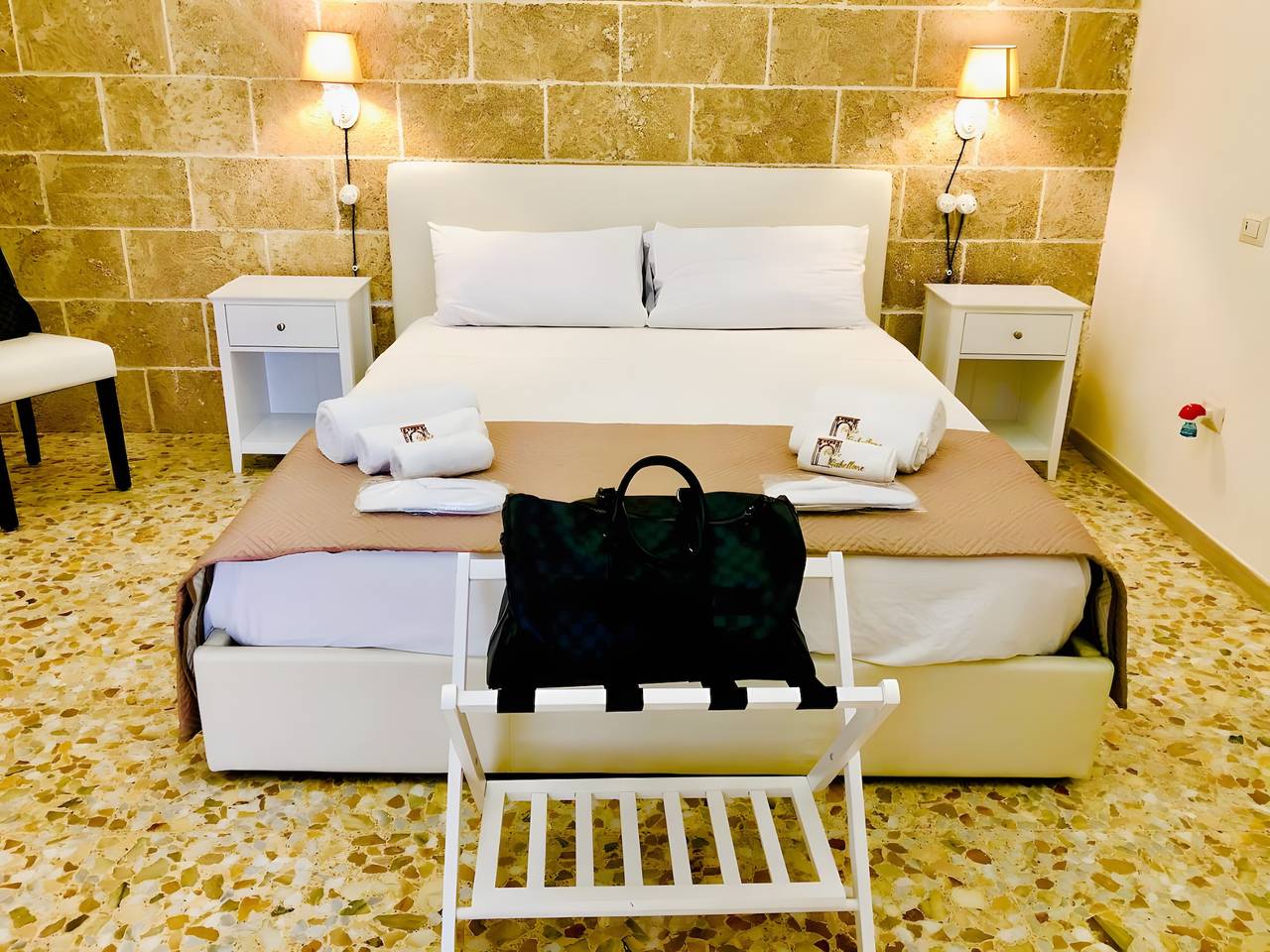 Zimmer 'Corte Gabellone Camera Deluxe' mit Wlan und Klimaanlage in Nardò, Nardò (gemeinde)