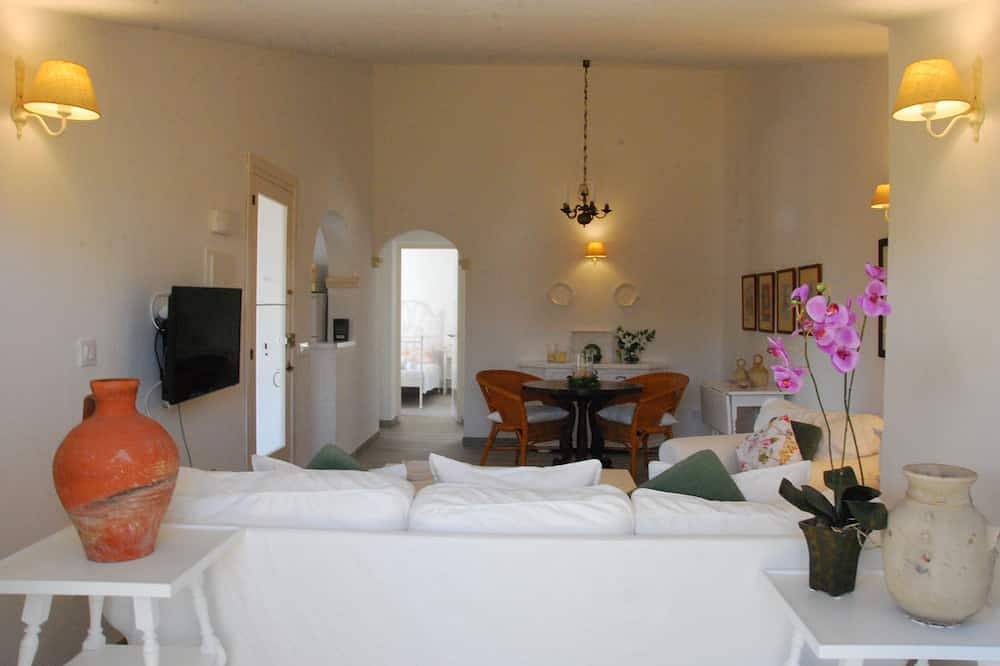 Casa Il Sole. Unifamiliar adosada casa con jardín. Cap D'Artrutx, Menorca. in Cap d'Artrutx, Ciutadella