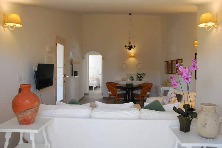 Il Sole Haus Einfamilien-Doppelhaushälfte mit Garten. Cap D'Artrutx, Menorca. in Cap d'Artrutx, Ciutadella