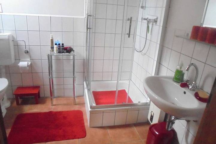 Bei Güstrow: Ferienwohnung Bergfeld - Ferienwohnung in Krakow am See, Mecklenburgische Seenplatte