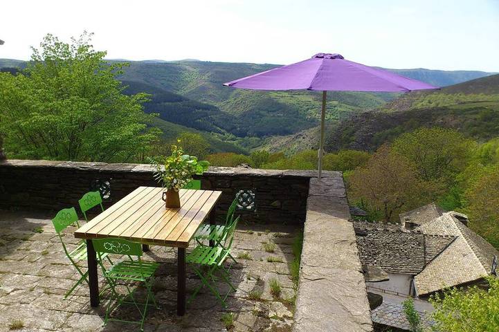 Maison de vacances pour 20 personnes, avec terrasse et jardin, animaux acceptés