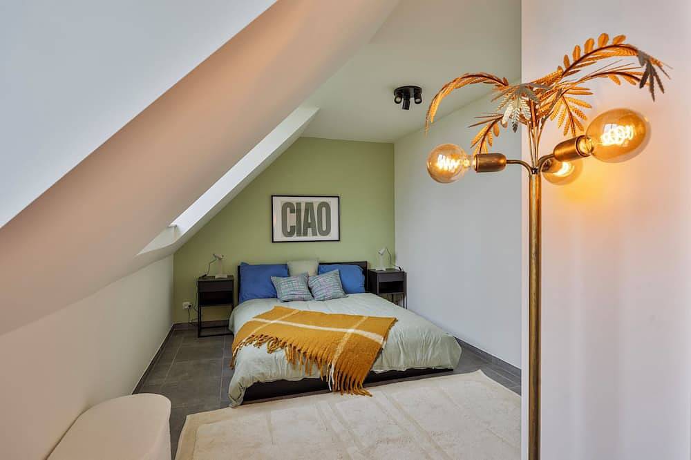 Appartement entier, Spacious 2 bedroom apartment with parking in Machelen (Brabant flamand), Brabant flamand