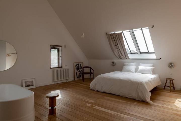 Location de vacances pour 16 personnes, avec vue et sauna ainsi que piscine et jardin à Saint-Étienne-la-Thillaye - 3