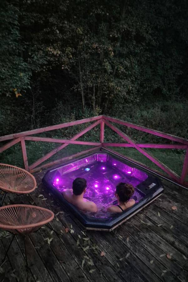 Apartament wakacyjny dla 4 osób, z jacuzzi i taras oraz ogród i sauna - 1