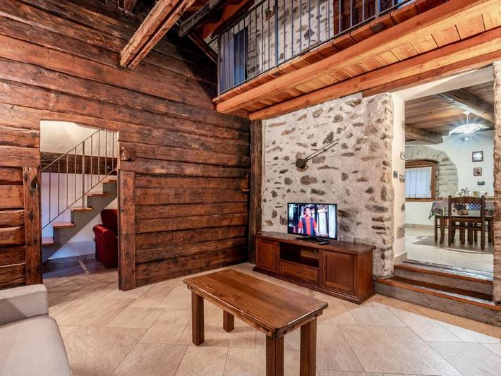 Gîte pour 4 personnes, avec Balcon et Jardin dans Fénis - 3