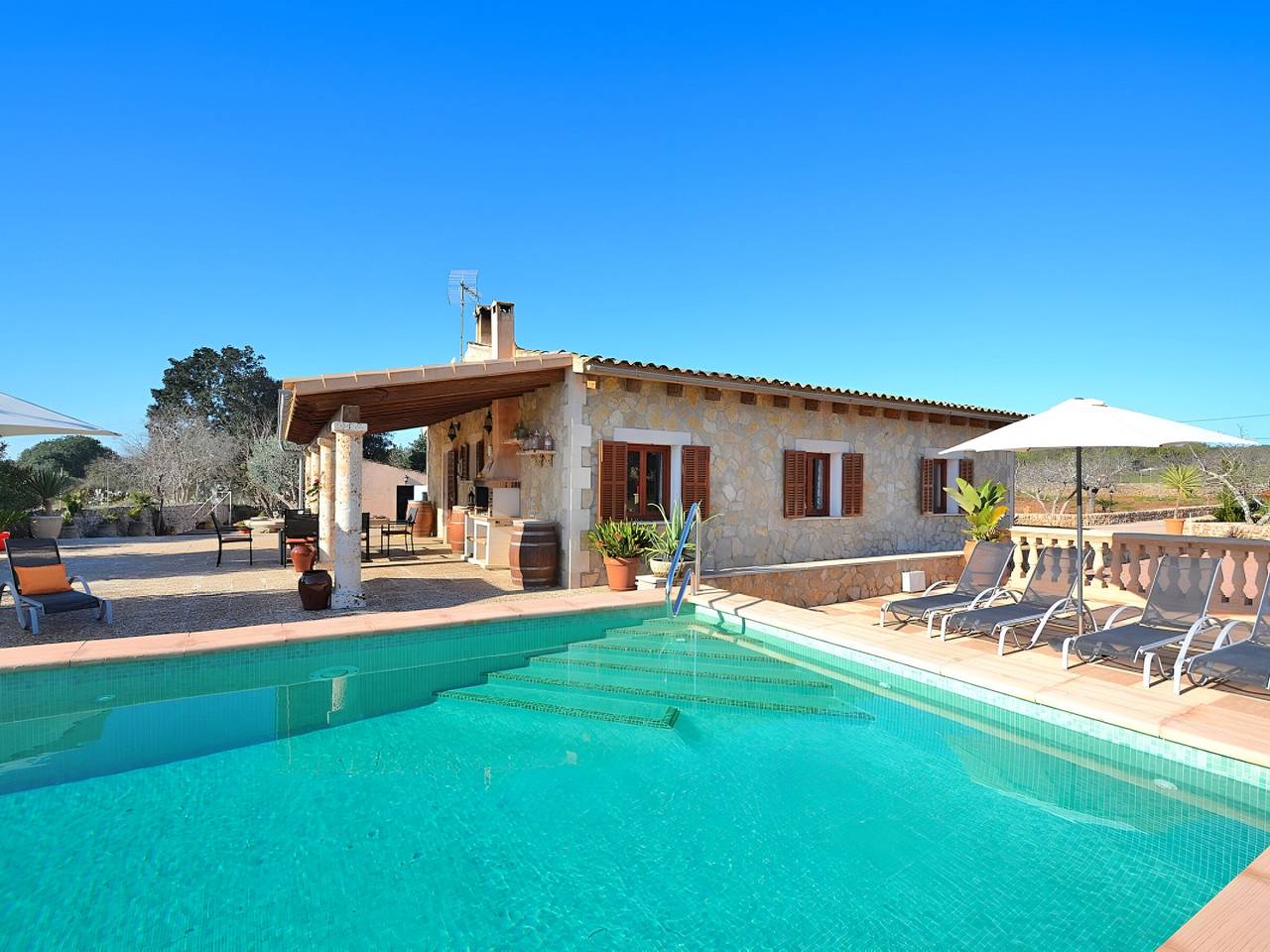 Steinhaus in Ariany mit privatem Pool in Ariany, Mallorca Inselmitte