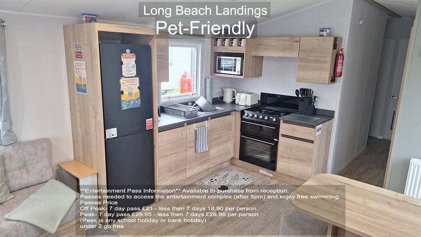 Holiday rental for 8 people, with garden and terrace, with pets in Camber Sands