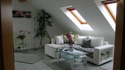 Ferienwohnung für 4 Personen, mit Balkon und Garten in Longkamp