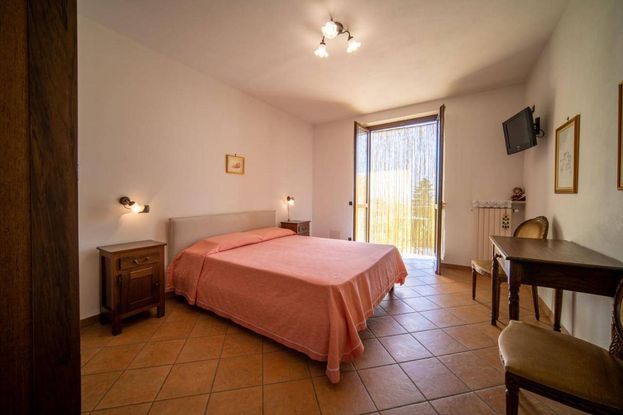 Agriturismo Le Viole in Barolo, Langhe