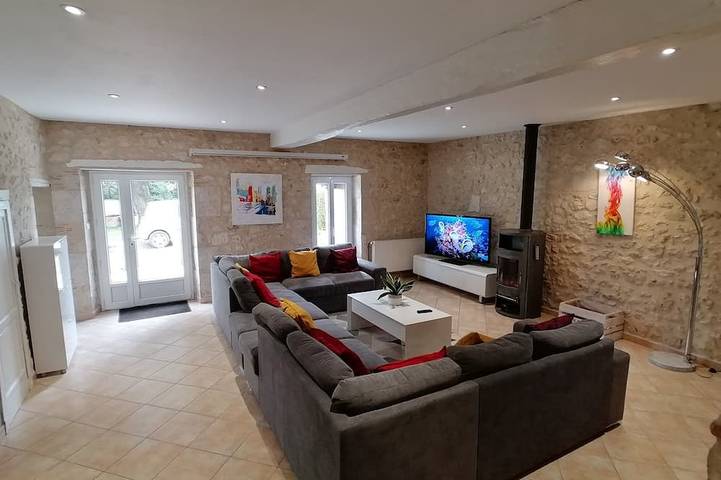 Location de vacances pour 6 personnes, avec jardin ainsi que terrasse et jacuzzi à Saint-Jean-de-Duras - 3