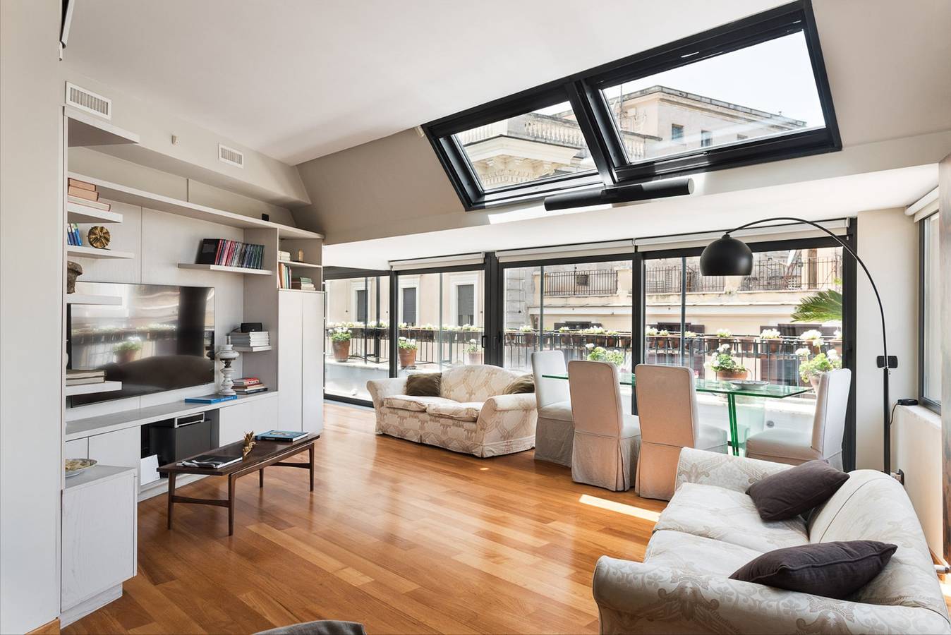 Apartamento inteiro, Idyllia | Penthouse with terraces in Navona Area in Centro de Roma, Roma