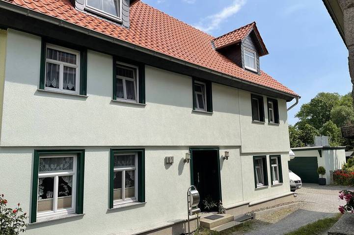 Ferienhaus für 13 Personen, mit Whirlpool und Terrasse sowie Garten in Ilsenburg