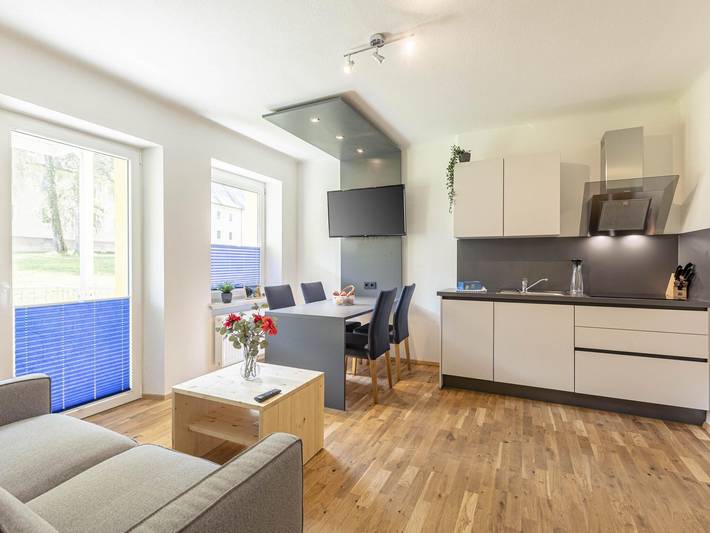 Ferienwohnung für 4 Personen, mit Balkon in Eisenerz