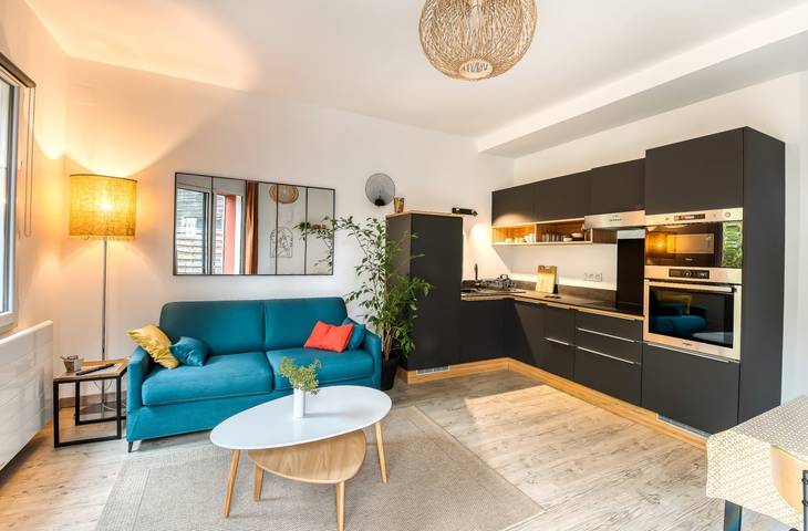 Gîte pour 4 personnes, avec jardin et terrasse à Avrillé