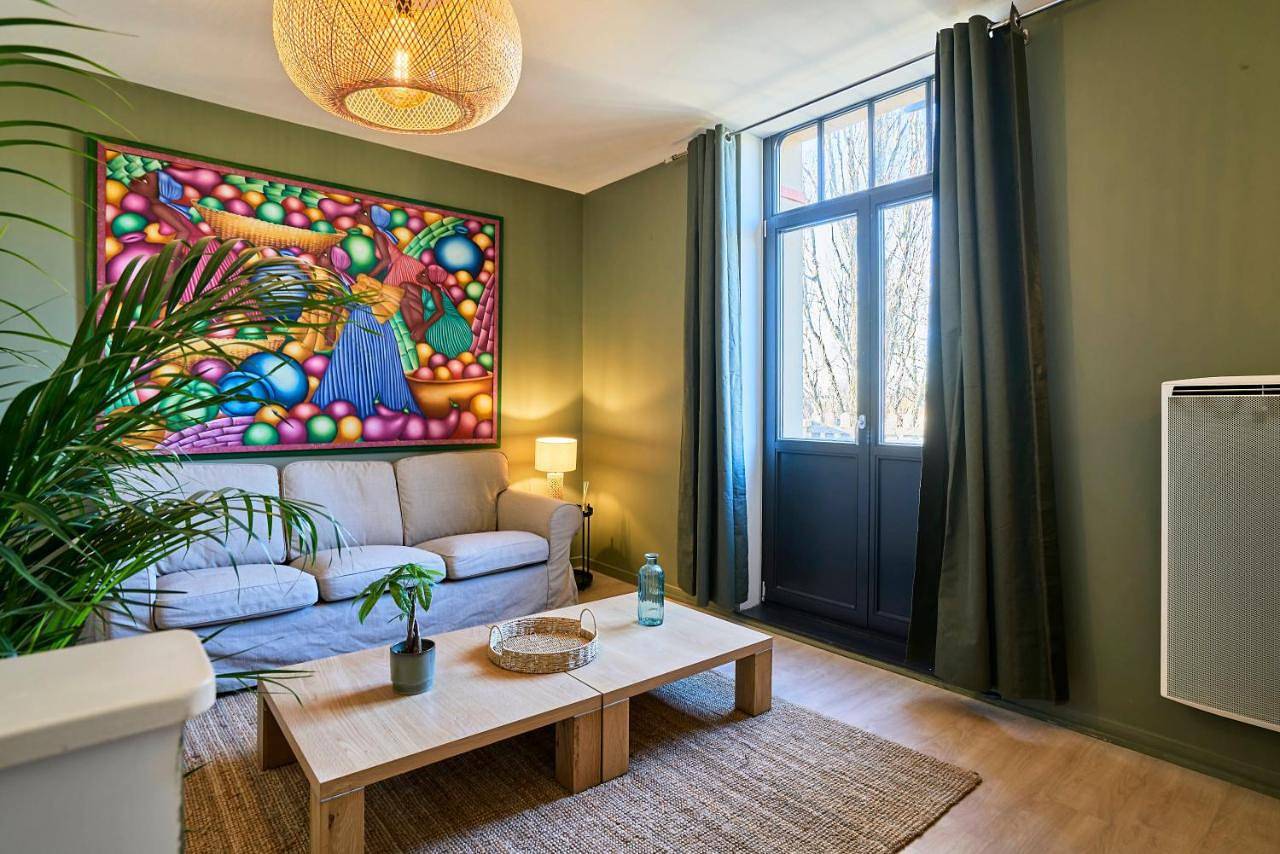 Appartement entier, Two-Bedroom Apartment in Mouvaux, Région de Lille