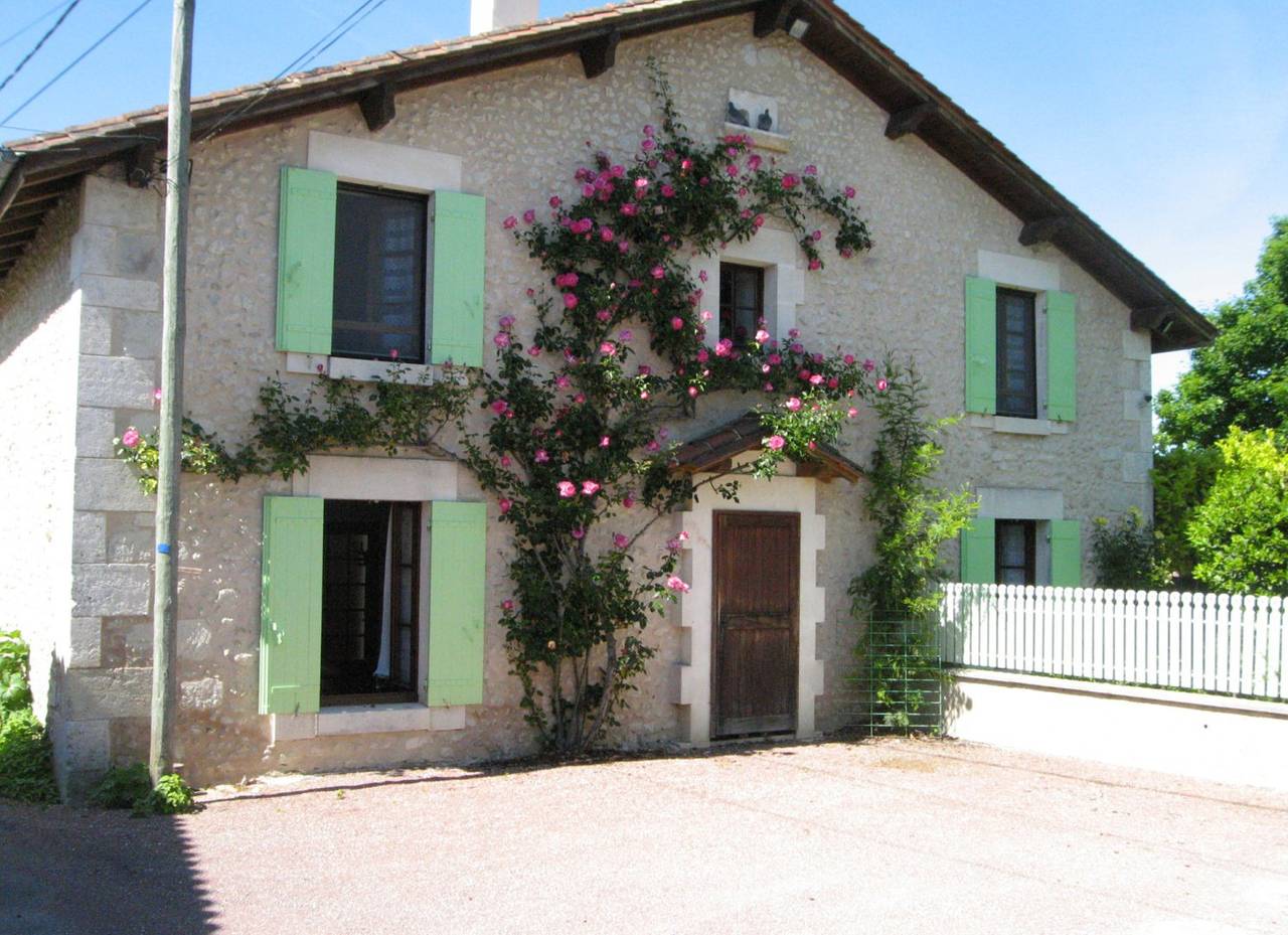 Profitez d'un séjour en famille ou entre amis in Saint-Séverin, Charente