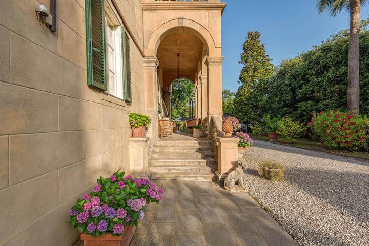 Location de vacances pour 4 personnes, avec jardin ainsi que vue et piscine à San Giuliano Terme - 4
