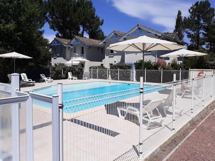 Gîte pour 4 personnes, avec piscine, adapté aux familles à Le Verdon-sur-Mer - 2