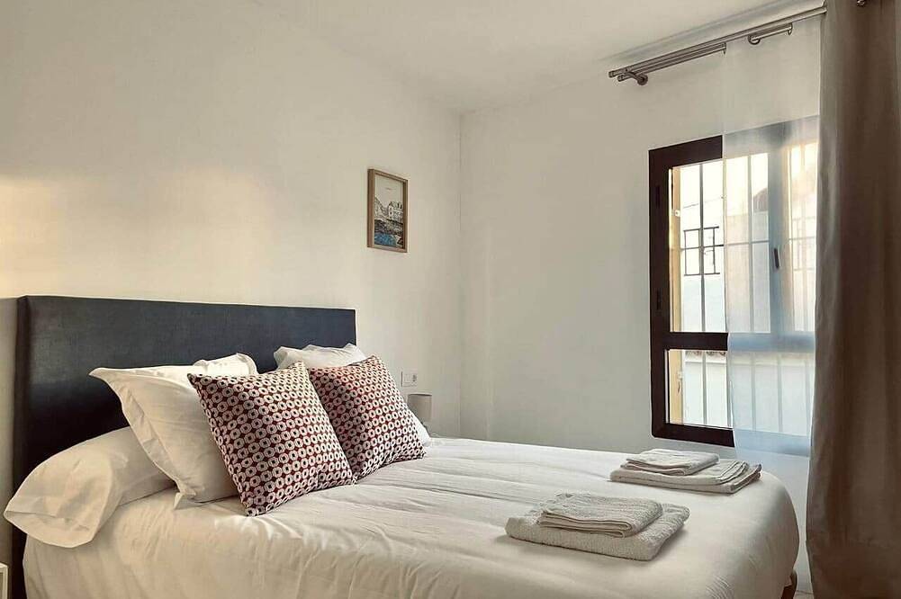 Entire apartment, San Álvaro Apartment in Distrito Centro (Córdoba), Cordoba