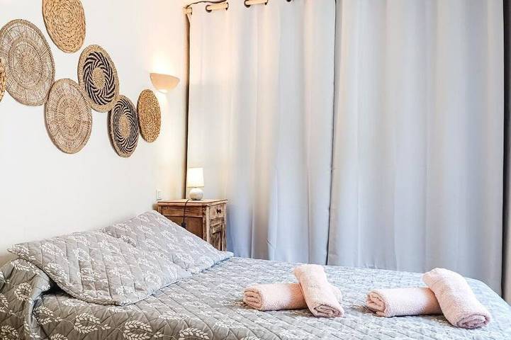 Location de vacances pour 6 personnes, avec jardin à Lacave - 4