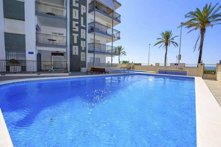 Appartement de vacances pour 6 personnes, avec piscine ainsi que balcon et bassin pour enfant - 1