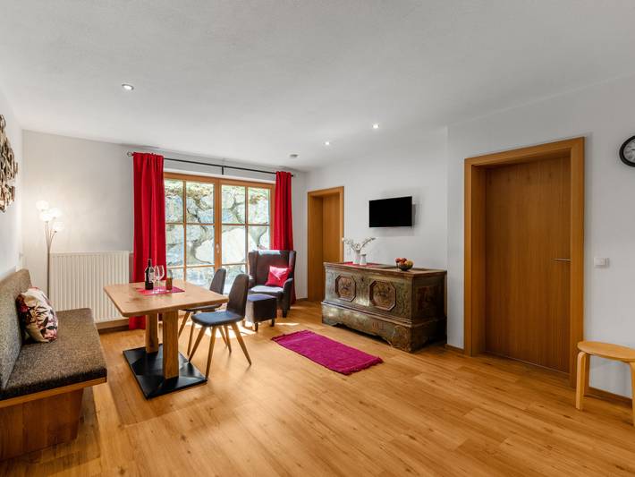 Ferienwohnung für 4 Personen, mit Garten und Terrasse sowie Ausblick in Piesendorf - 2