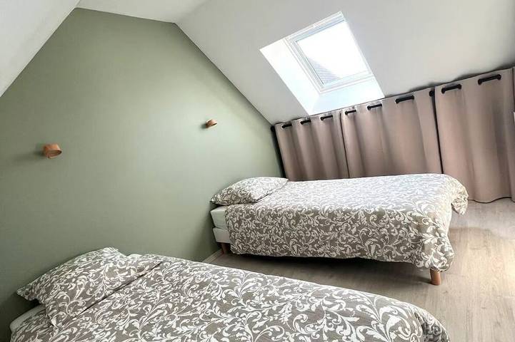 Spacious gîte with private garden and play area, ideal for families in Neufchâtel-en-Bray, Región de Dieppe