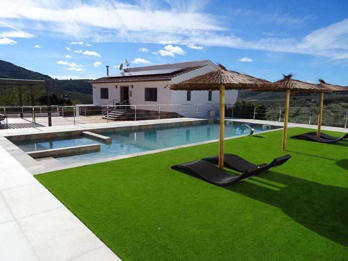 Casa rural para 16 personas, con piscina además de vistas y jardín en Montefrío - 2