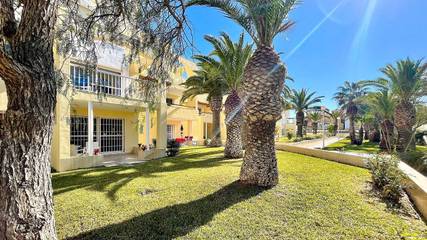 Ferienwohnung für 4 Personen, mit Pool und Garten in Roquetas de Mar
