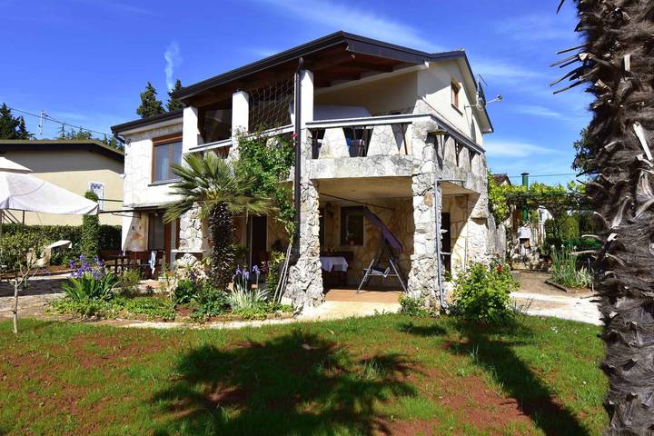 Appartement de vacances entier, Appartement de vacances à proximité de la plage in Umag, Région d'Umag