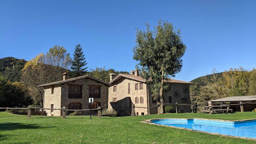 Apartamento de vacaciones para 4 personas, con jardín en Garrotxa - 2