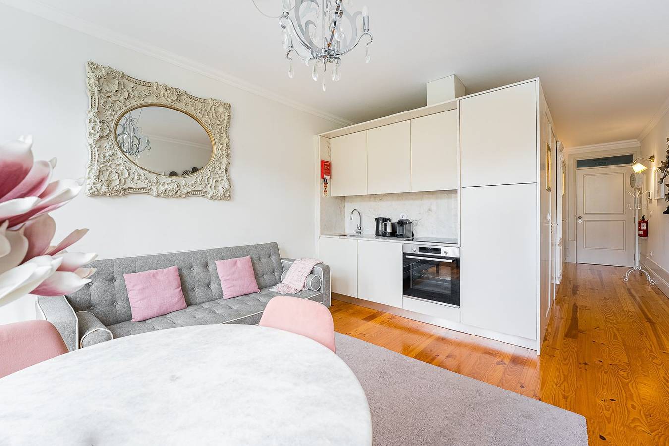 Apartamento entero, Guestready - Clásico y elegante cerca de la Catedral in Sé (Porto), Oporto