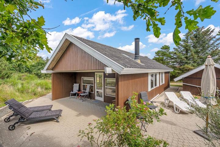 Villa für 4 Personen, mit Terrasse und Balkon/Terrasse - 1